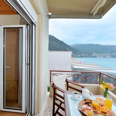 Pharos Rooms Ilia Bagian luar foto