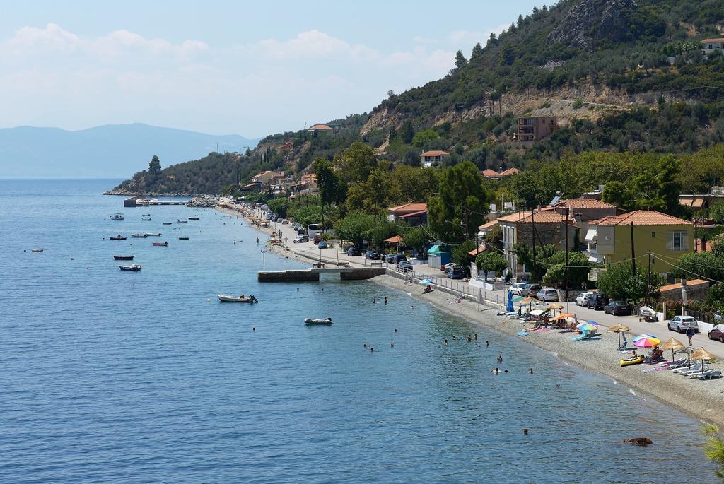 Pharos Rooms Ilia Bagian luar foto